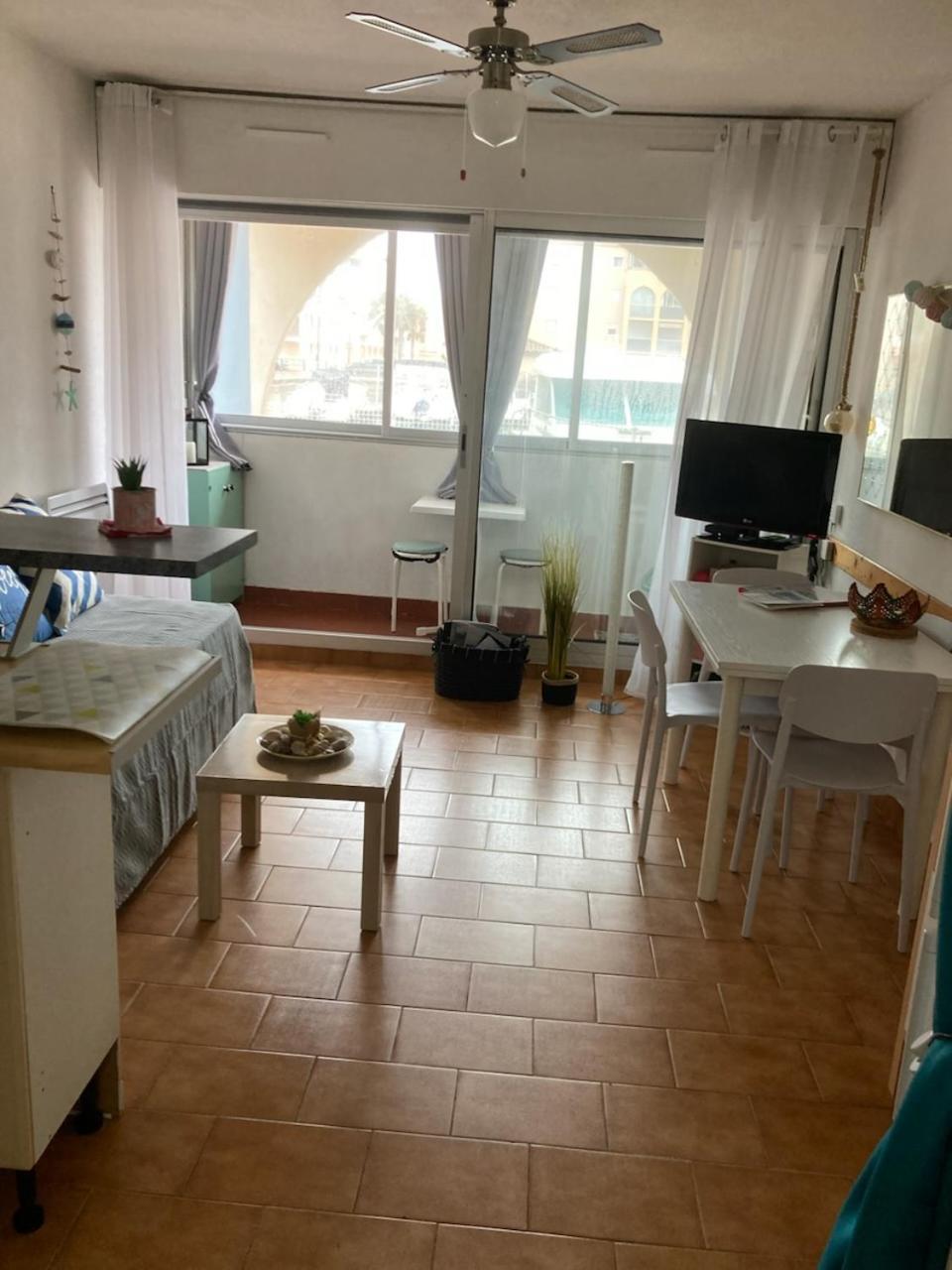 Port Cros Appartement Sete Exterior photo